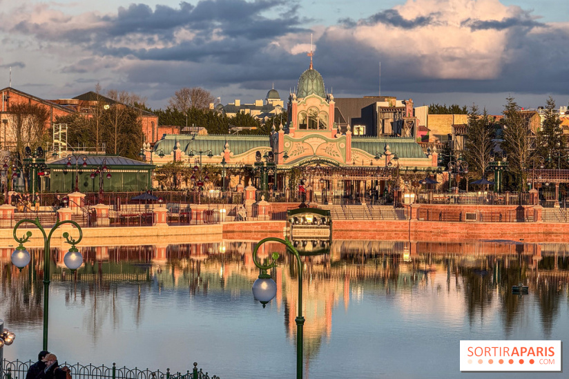 Adventure Way Adventure Bay Disney Adventure World Disneyland Paris Café Luminosity