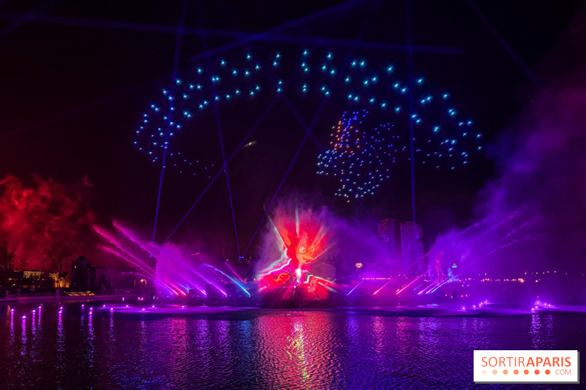 Disneyland Paris : Disney Cascade of Lights, le spectacle nocturne sur Adventure Bay - IMG 4944