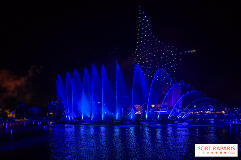 Disneyland Paris : Disney Cascade of Lights, le spectacle nocturne sur Adventure Bay - IMG 4953