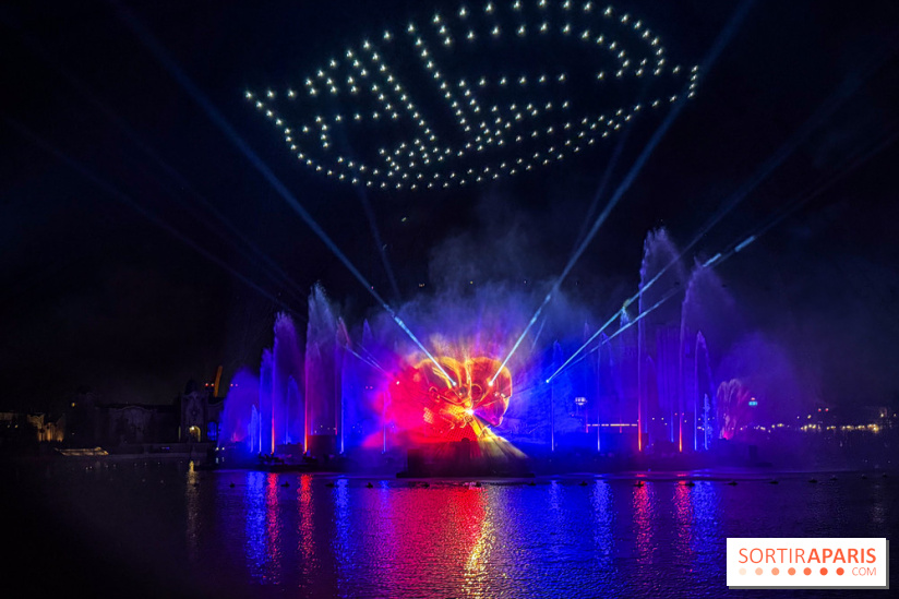 Disneyland Paris : Disney Cascade of Lights, le spectacle nocturne sur Adventure Bay - IMG 4993