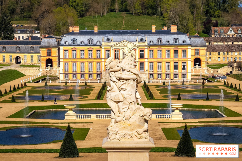 Les tulipes du Château de Dampierre, son jardin anglais et le jardin Le Nôtre