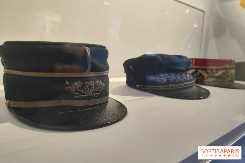 Sous toutes les coutures : une exposition sur le vêtement de travail au Musée Postal - fotor 1775670364170