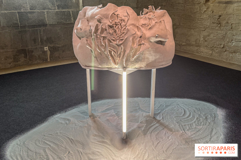 Inkarna : l’exposition de Yosra Mojtahedi à l’Abbaye de Maubuisson