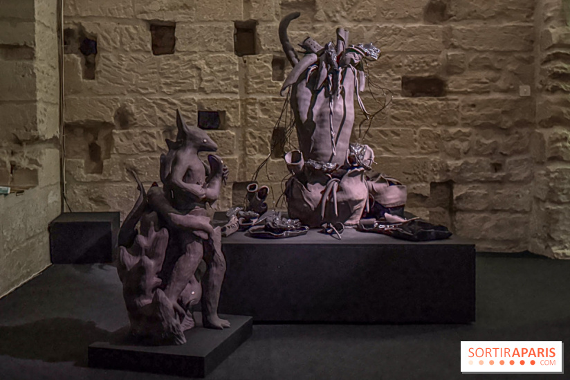Inkarna : l’exposition de Yosra Mojtahedi à l’Abbaye de Maubuisson