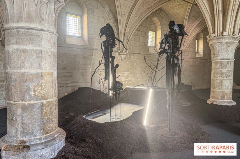 Inkarna : l’exposition de Yosra Mojtahedi à l’Abbaye de Maubuisson