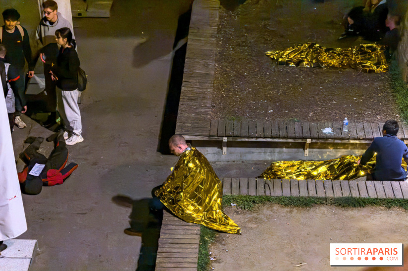 Simulation géante des pompiers de Paris sur les quais parisiens