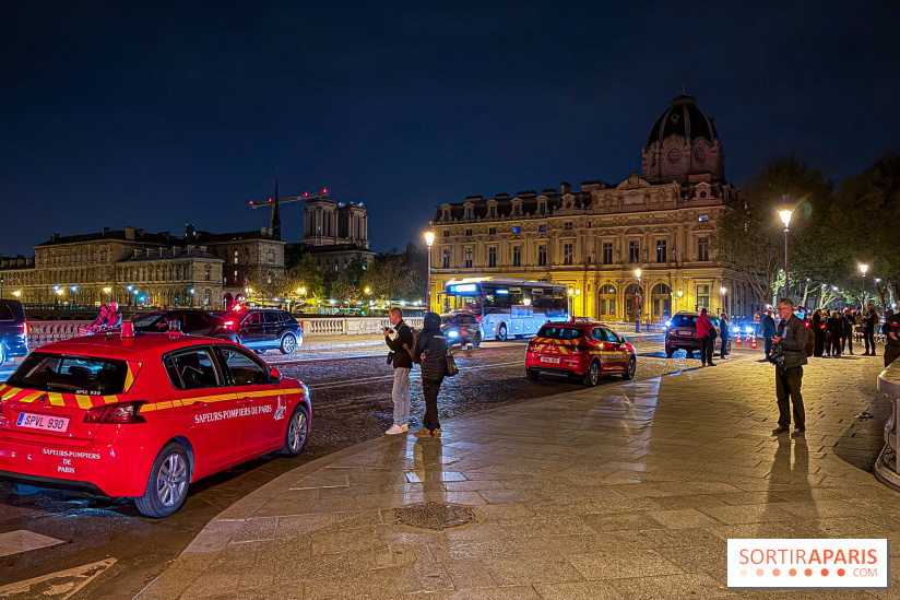 Simulation géante des pompiers de Paris sur les quais parisiens