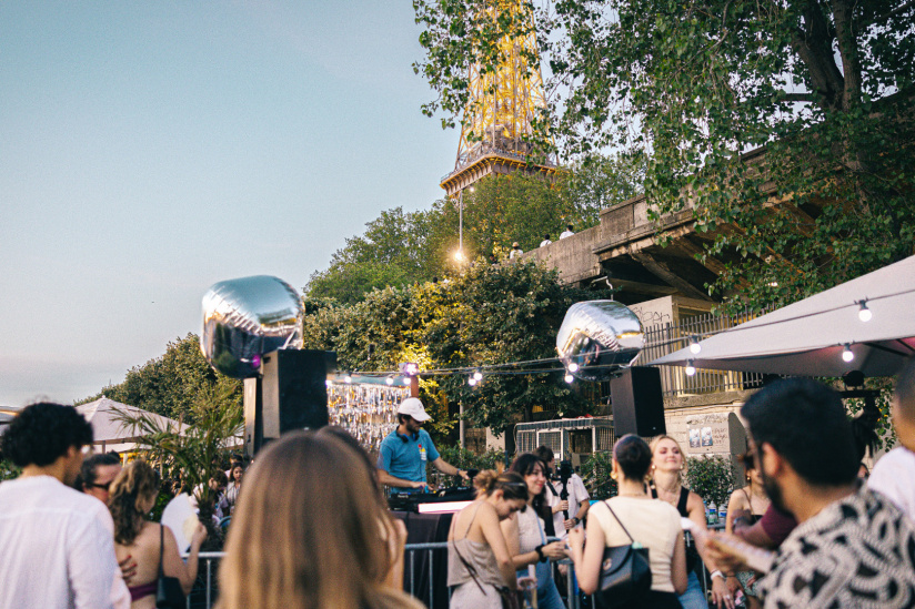 Noti Plage : le spot incontournable de l’été revient au pied de la Tour Eiffel