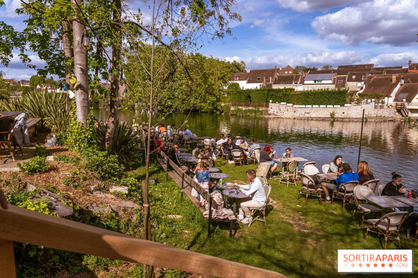 La terrasse du Moulin de Nemours, la guinguette estivale en bord de Loing 77 - A7C04889