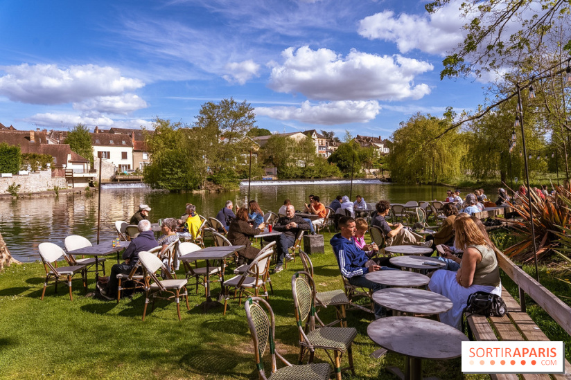 La terrasse du Moulin de Nemours, la guinguette estivale en bord de Loing 77 - A7C04900