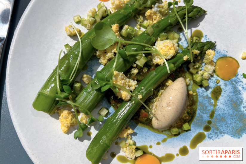Rooster - Asperges vertes, pistou pistache