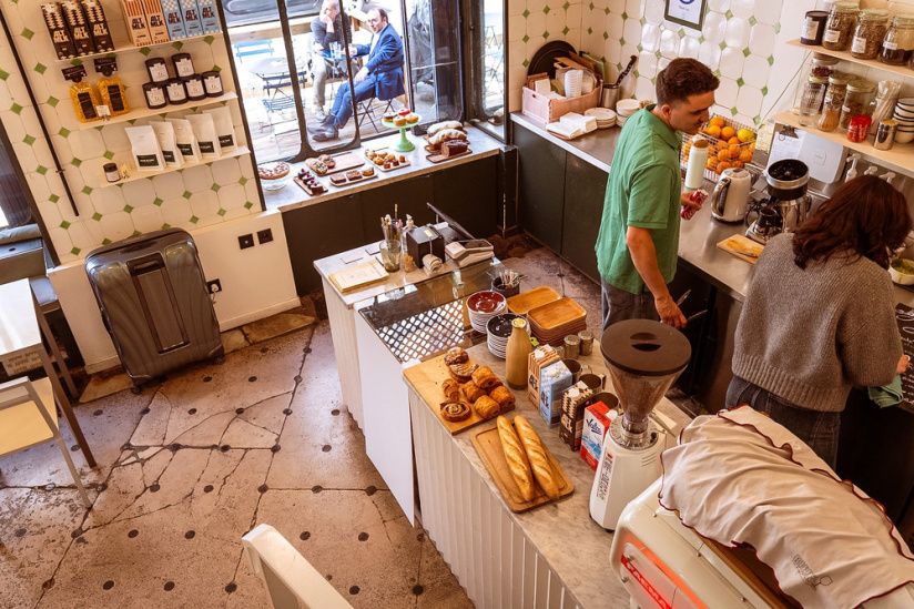 Le Pont Traversé, le coffee shop L'exposition en plein air de Yann Arthus Bertrand a été saccagée par les supporters ce mercredi soir, l'artiste a lancé un appel à l'aide 👉https://sortiraparis.com/r/ajypUfeN gluten se réinvente