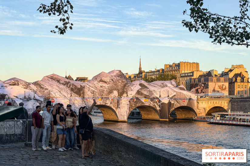 La Caverne du Pont Neuf : le montage de l’installation géante de JR démarre à Paris