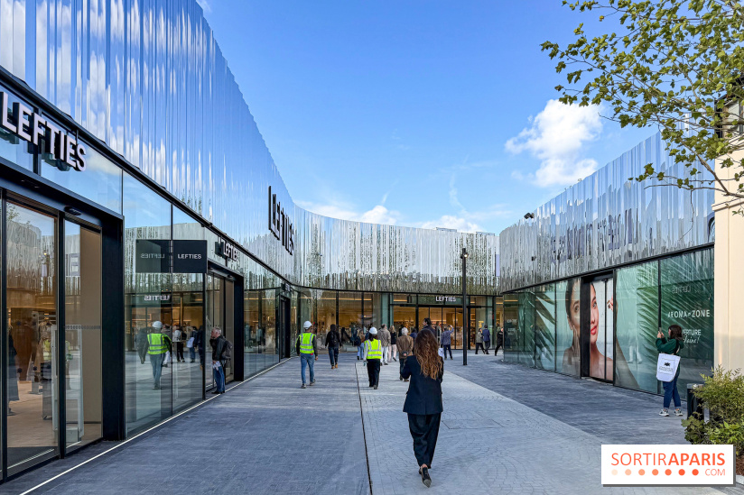 Valvert Croix Blanche : le complexe shopping-loisirs XXL en Essonne avec fontaine et parc à dinosaures