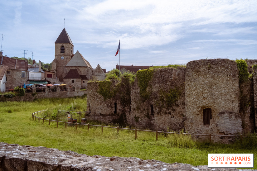 Le Château de Beynes dans les Yvelines près de Paris - photos