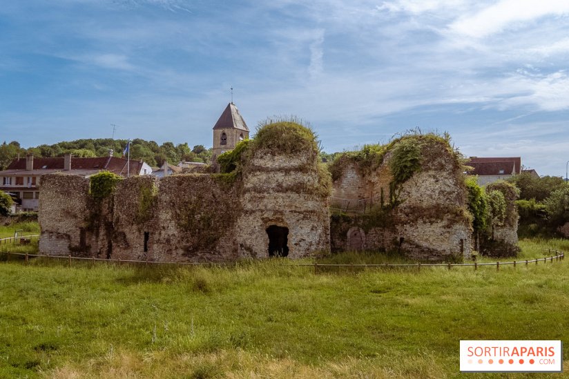 Le Château de Beynes dans les Yvelines près de Paris - photos