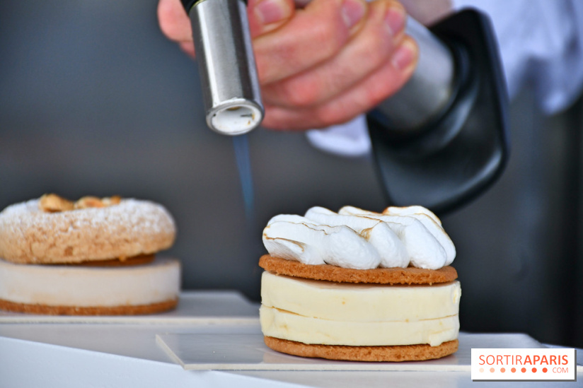 Les pâtisseries givrées de l'Hôtel de Crillon par Matthieu Carlin pour cet été sur la place de la Concorde