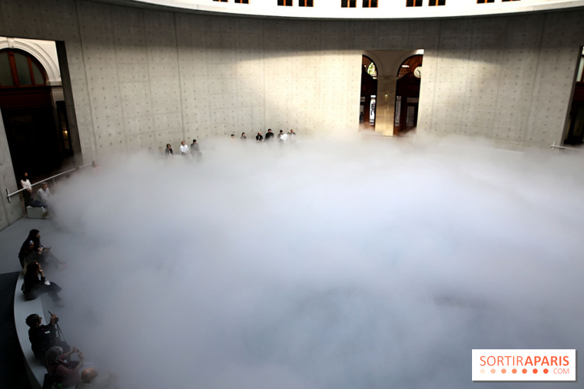 Fujiko Nakaya : nos photos de sa sculpture de brouillard à voir à la Bourse de Commerce