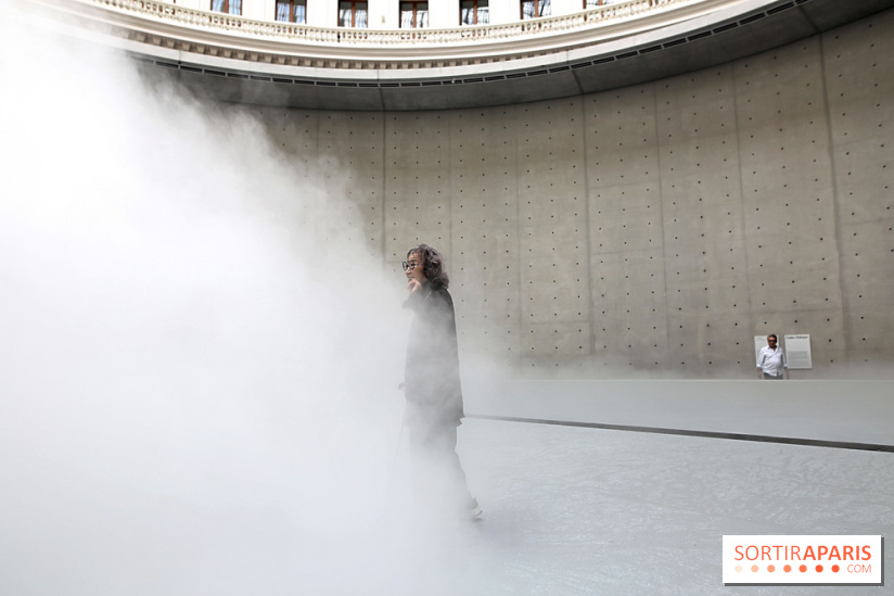 Fujiko Nakaya : nos photos de sa sculpture de brouillard à voir à la Bourse de Commerce