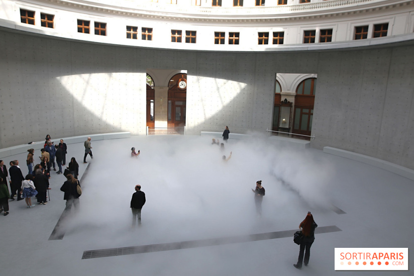 Fujiko Nakaya : nos photos de sa sculpture de brouillard à voir à la Bourse de Commerce