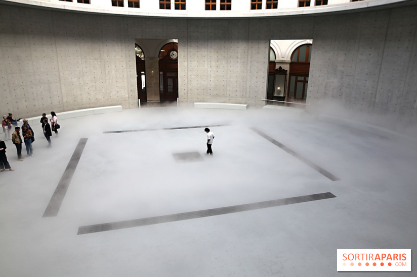 Fujiko Nakaya : nos photos de sa sculpture de brouillard à voir à la Bourse de Commerce