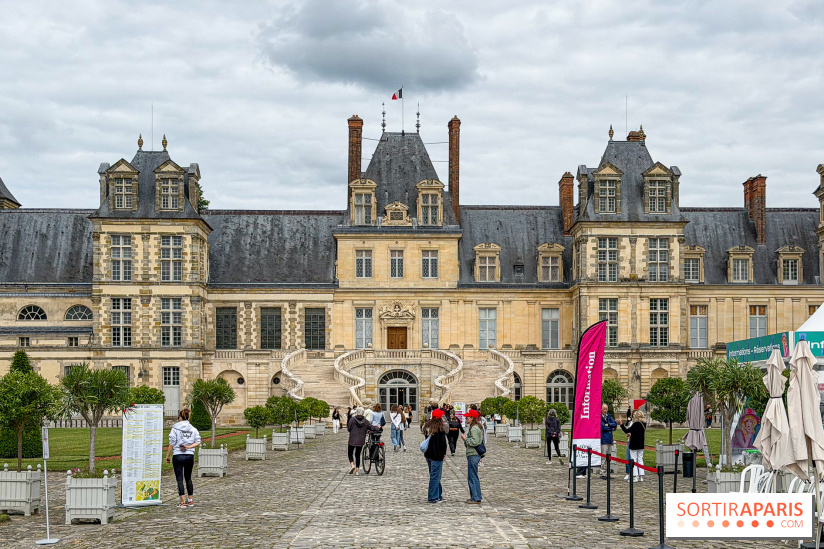 Une exposition de costumes conçus par Christian Lacroix au château de Fontainebleau