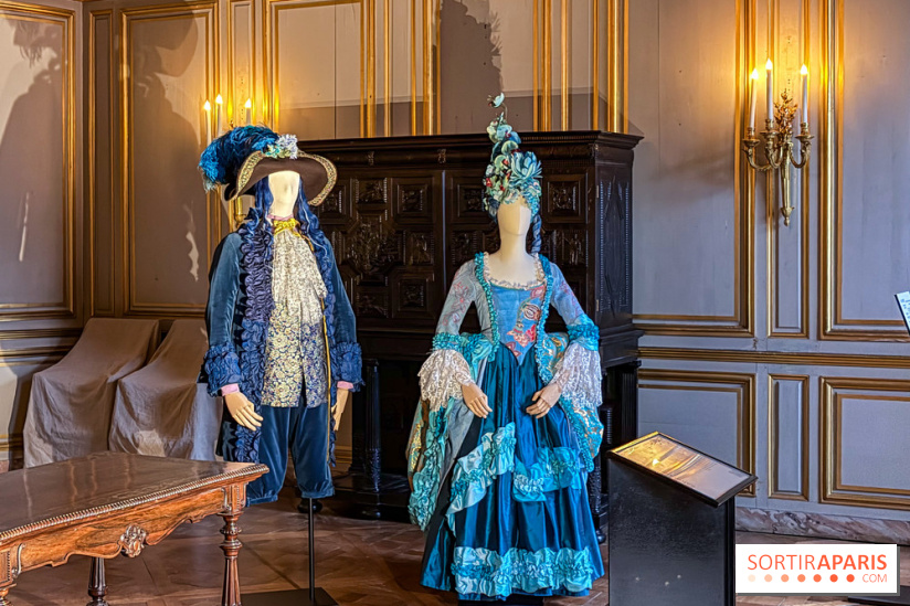 Une exposition de costumes conçus par Christian Lacroix au château de Fontainebleau
