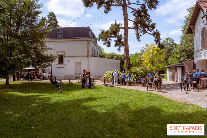 Guinguette du dispensaire et Foodtruck des Écuries au parc du Dispensaire de Sartrouville dans les Yvelines - photos