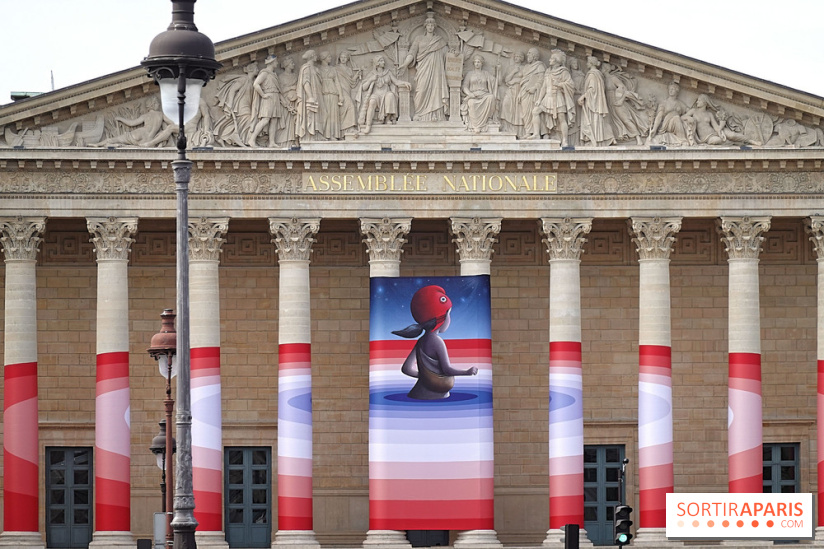 Seth habille la colonnade de l’Assemblée nationale - nos photos
