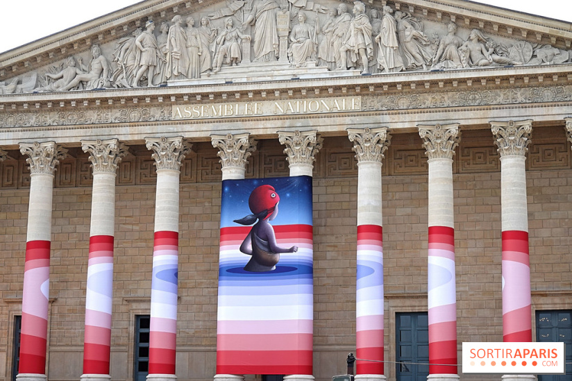 Seth habille la colonnade de l’Assemblée nationale - nos photos