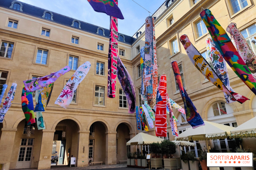 Des Genki-nobori dans le ciel de l'Hôtel de la Marine : une installation colorée à voir gratuitement