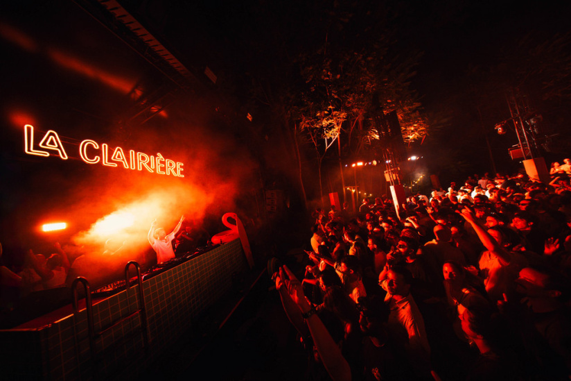 La Clairière : le club open-air de Paris pour l’été 2026 - @SEBASTIENK ARTS CLAIRIERE 07616