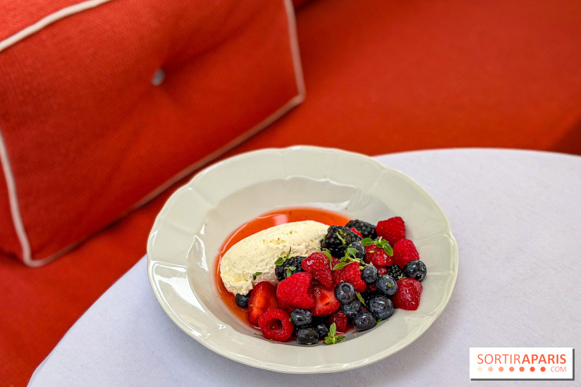 Corail : le restaurant-terrasse estival qui réveille le parvis du Musée d’Art Moderne à Paris