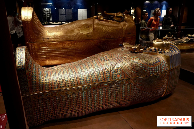 Le sarcophage doré de l’exposition Toutânkhamon - Toutankhamon : son tombeau et ses trésors