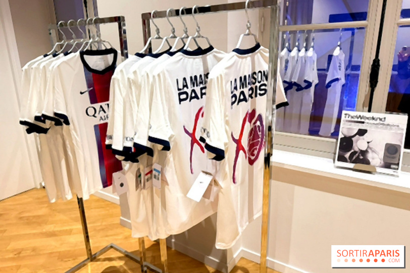Ici C’est Paris La Maison : nos photos du pop-up gratuit du PSG à Paris - Les maillots PSG x XO à La Maison