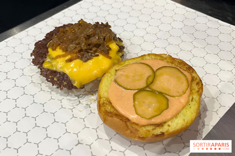 Back to Back, les burgers smashés à deux pas de Gare de l'Est