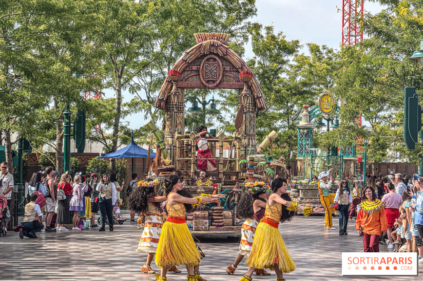 Disneyland Paris : la Cavalcade des Princesses Disney à Disney Adventure World
