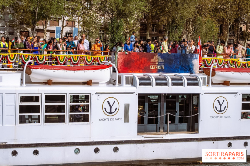 Défilé flottant sur la Seine : le Jal Yatra à Paris, les photos
