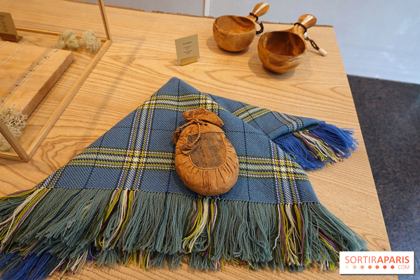 Gulahallat : nos photos de l'expo autour de l'art contemporain sámi à l'Institut finlandais