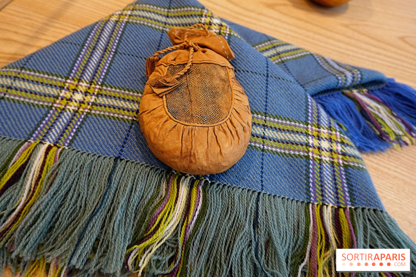 Gulahallat : nos photos de l'expo autour de l'art contemporain sámi à l'Institut finlandais