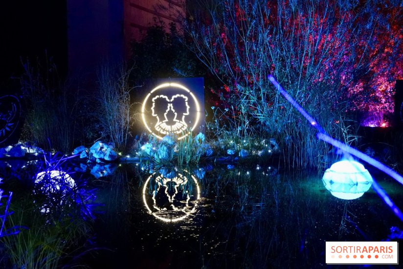 Parc de l'Étrange 2026 : Installation lumineuse circulaire avec silhouettes et reflets