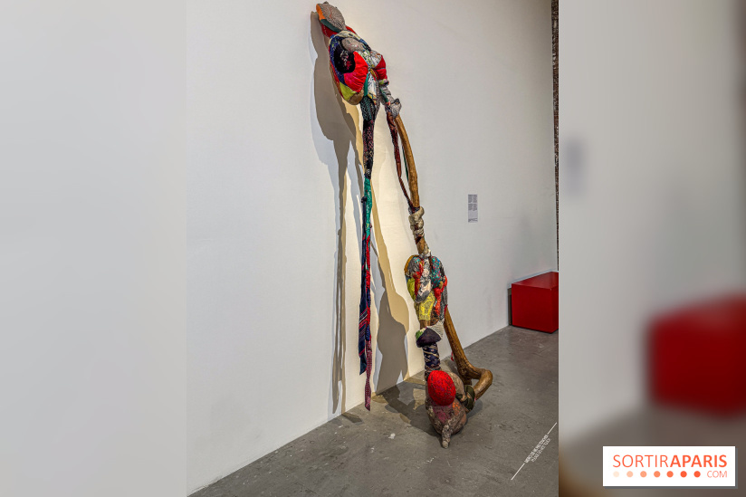 Sonia Gomes — Cœur sauvage : sculptures textiles au Palais de Tokyo