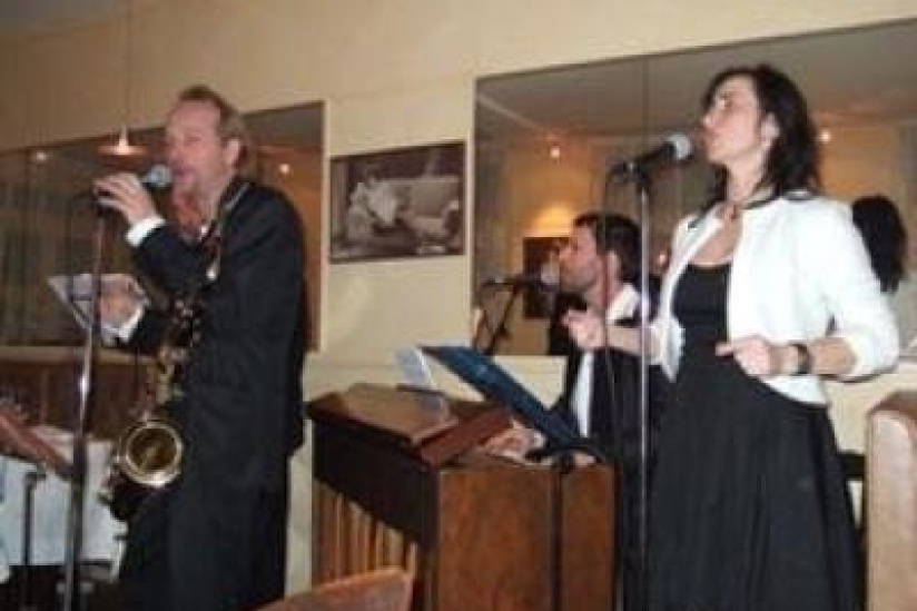 Matthieu Boré Vocal Swing Jazz Quartet Vocal Swing Jazz : Dîner Spectacle