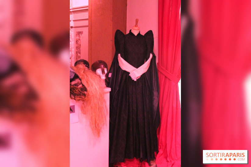 ris By les Ambassadeurs, Nicolas et Sophe Levy