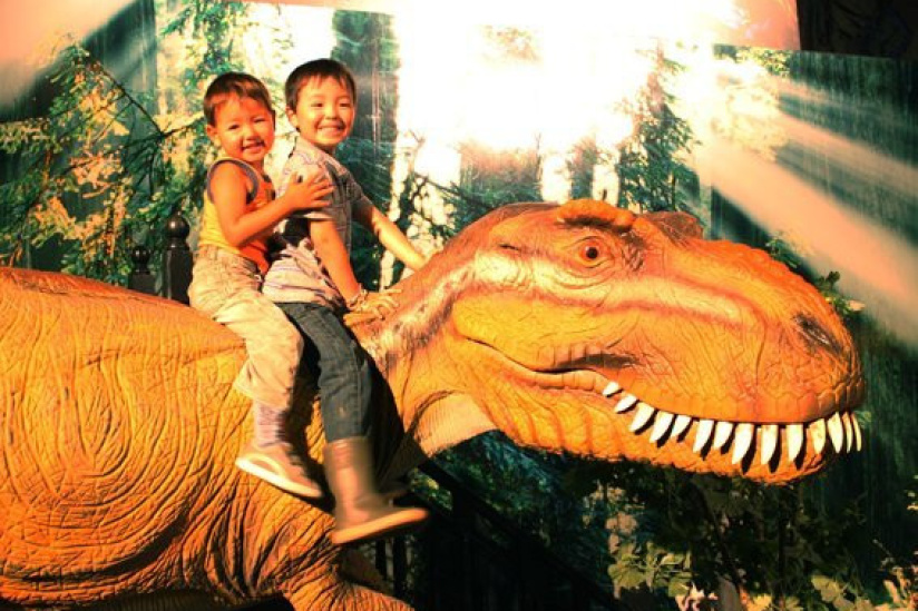 Le Temps des Dinosaures 2, parc des expo, porte de versailles