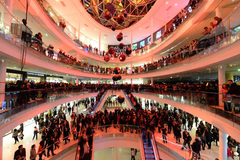Inauguration du Centre Commercial Beaugrenelle à Paris