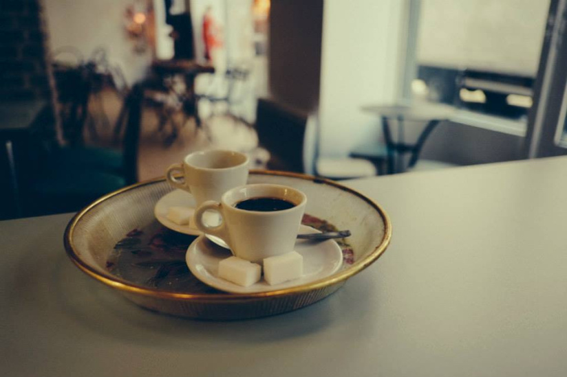  'lart du café chez Mel, Mich et Martin