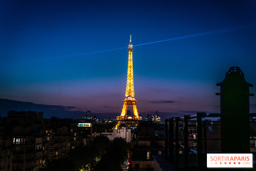 PARIS-パリ-('08仏) TGL01 夜のエッフェル塔