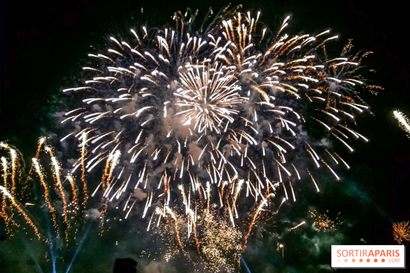 Le Feu d'Artifice de la Fête Nationale du Perras-en-Yvelines, ce 13 juillet 2025