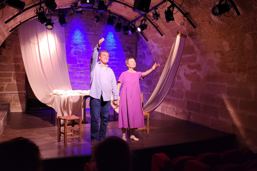 Tous les chiens sont roses, spectacle poignant à l'Essaïon théâtre
